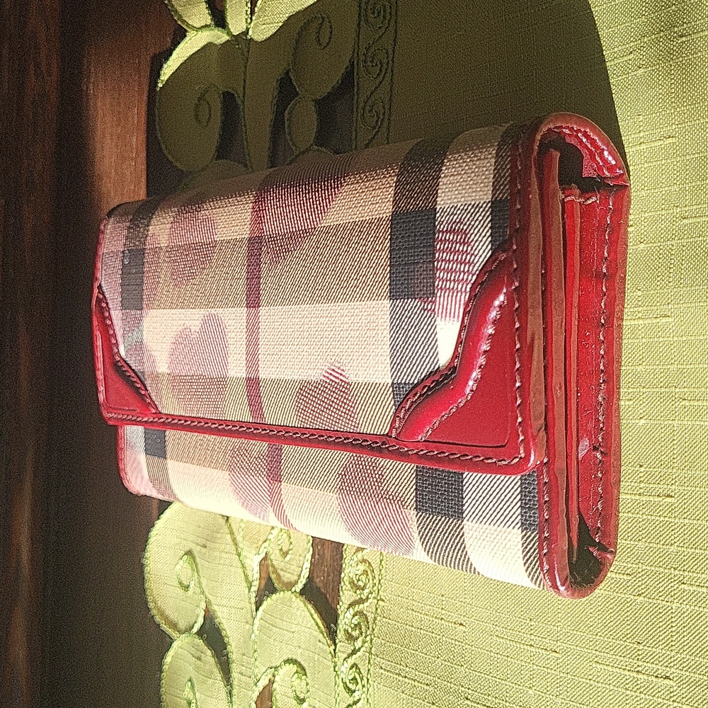 BURBERRY Supernova Heart Check Wallet Berry Red - Picture 5 of 9